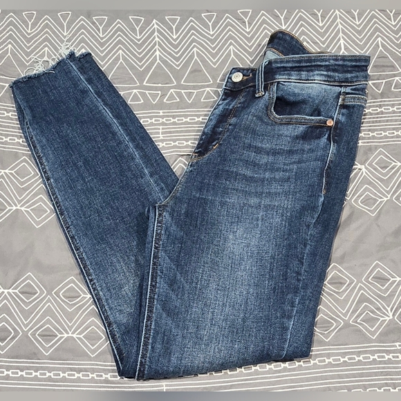 Judy Blue Denim - Judy Blue Midrise Skinny Raw Hem Jeans Size 7/28